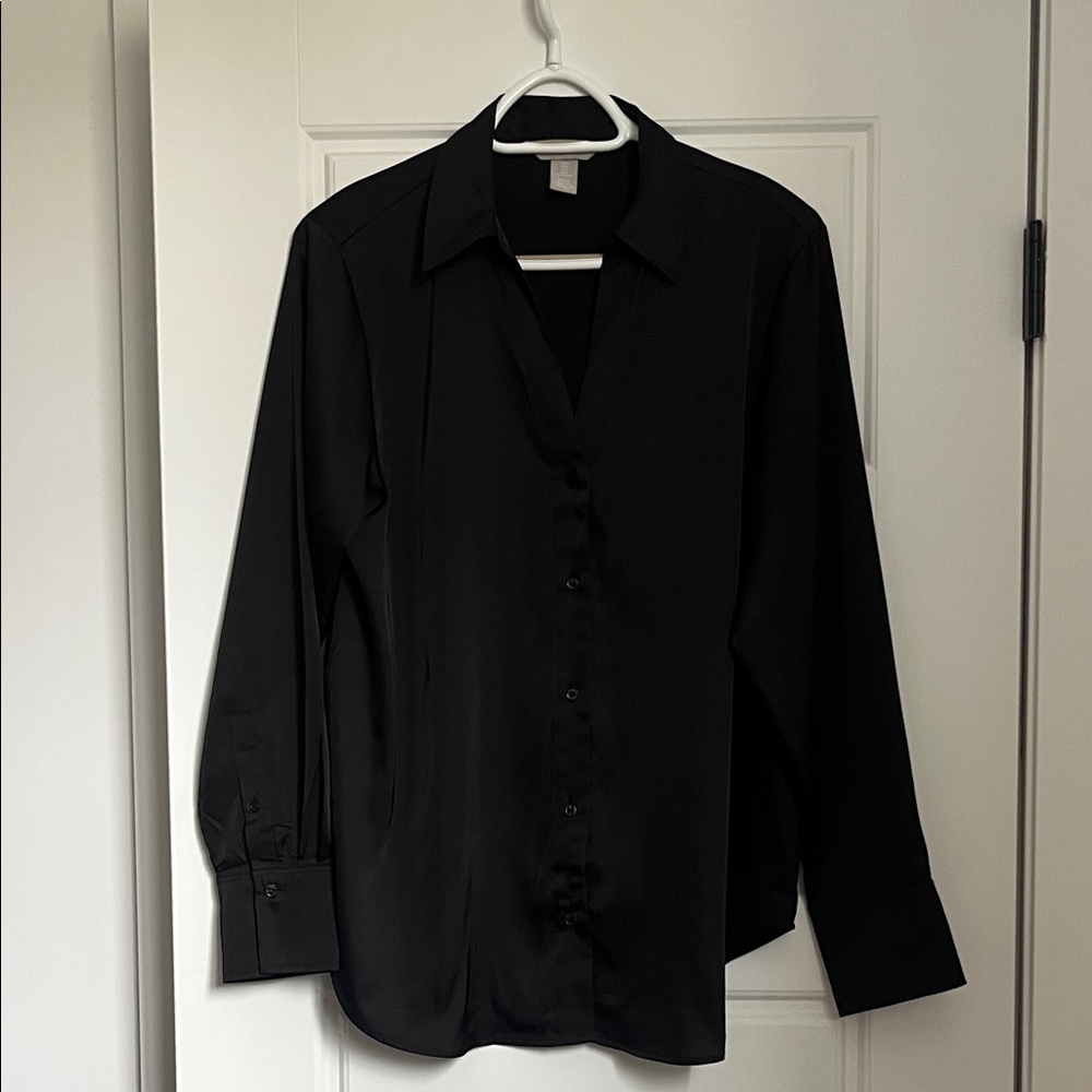 H&M Black Button-Down Long Sleeve Shirt